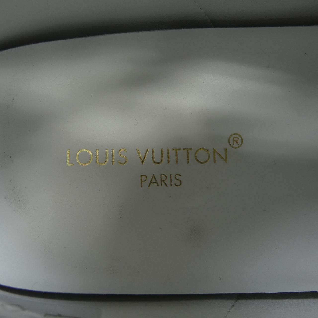 ルイヴィトン LOUIS VUITTON タイムアウトライン スニーカー