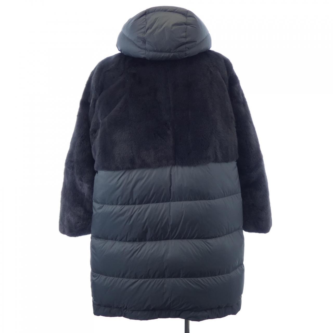 フェンディ FENDI ダウンコート