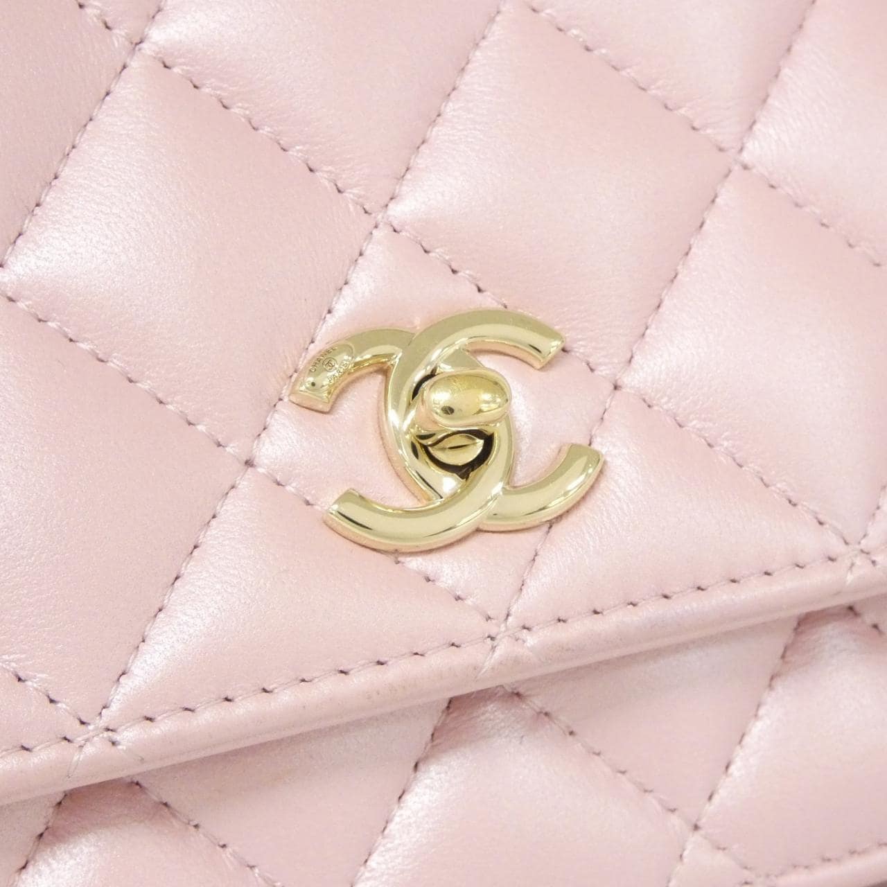 CHANEL AP4537 Chain Wallet