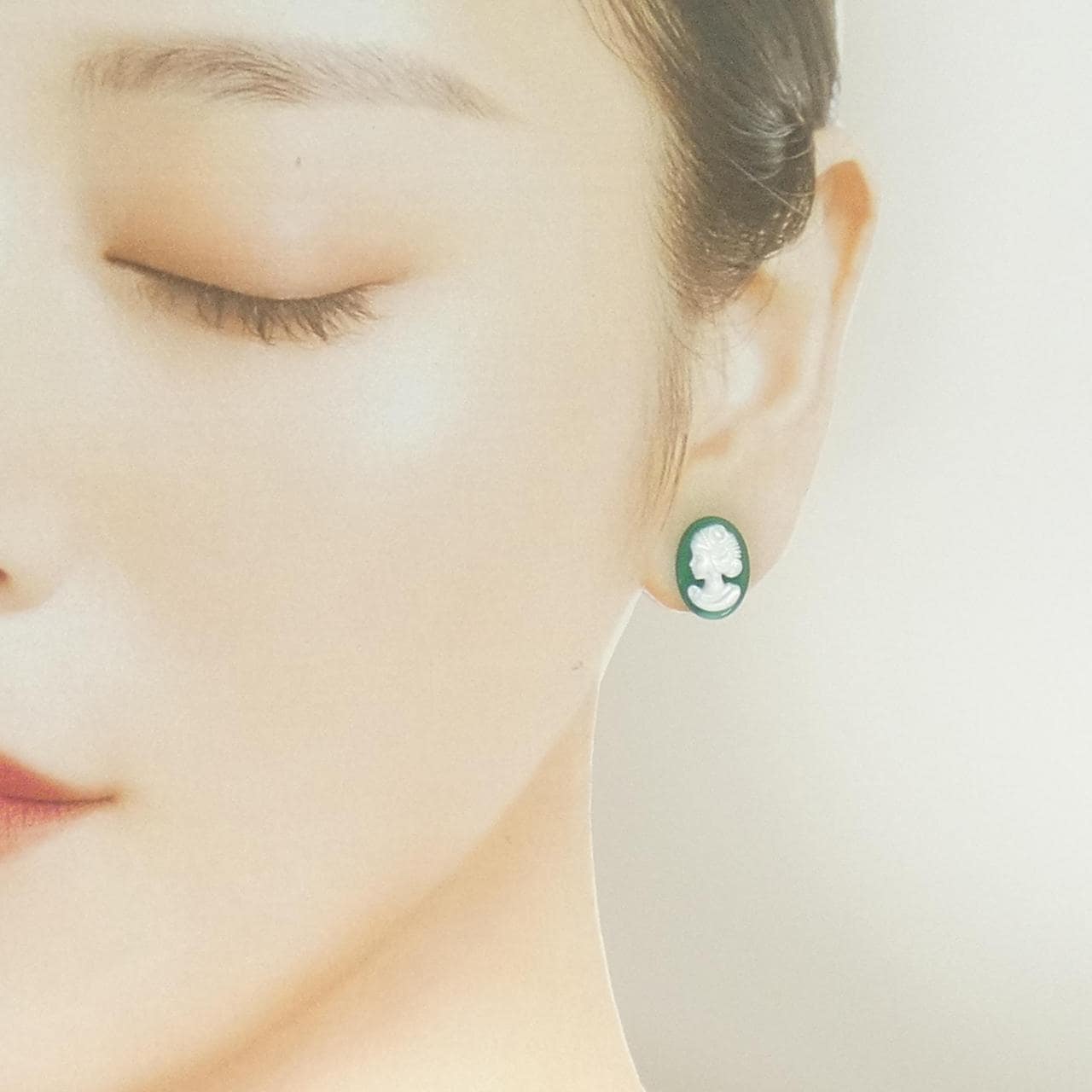 K18YG シェルカメオ ピアス