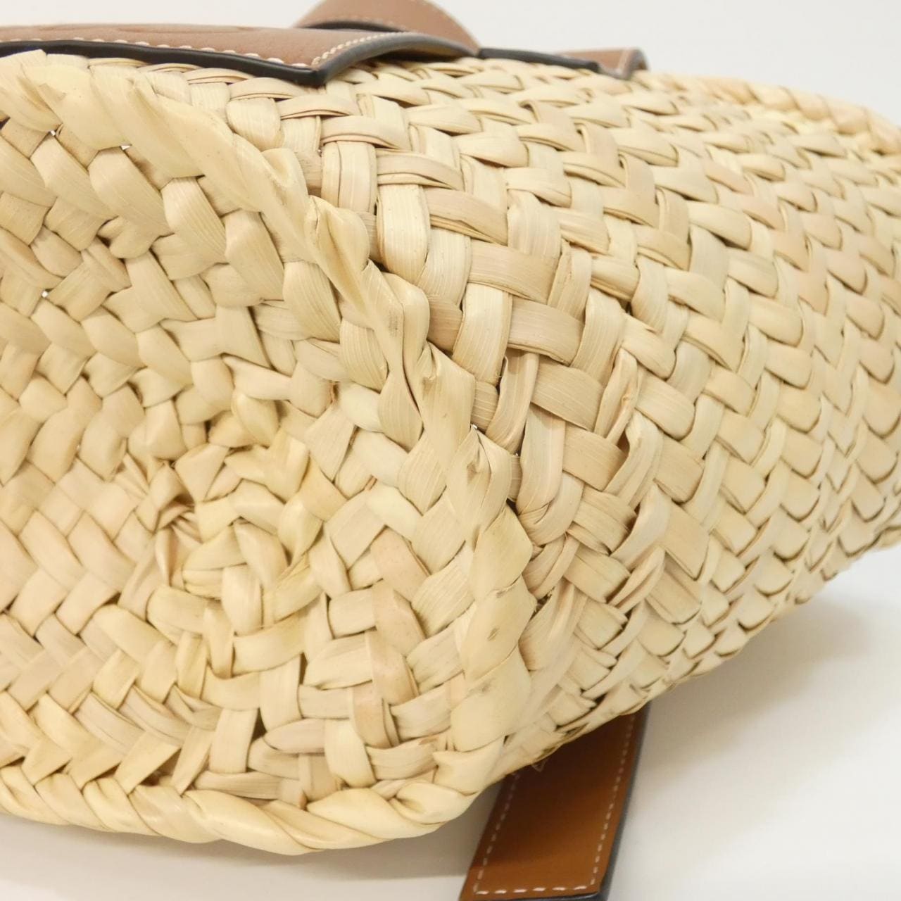 ロエベ 327 02 S93 バッグ