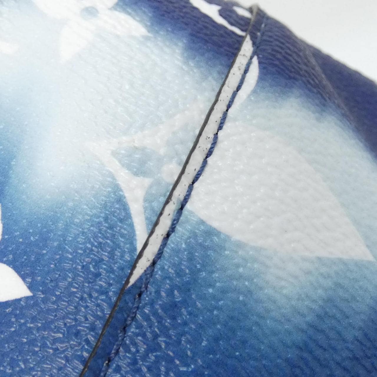 ルイヴィトン LVエスカル ネオ ノエ M45126 ショルダーバッグ