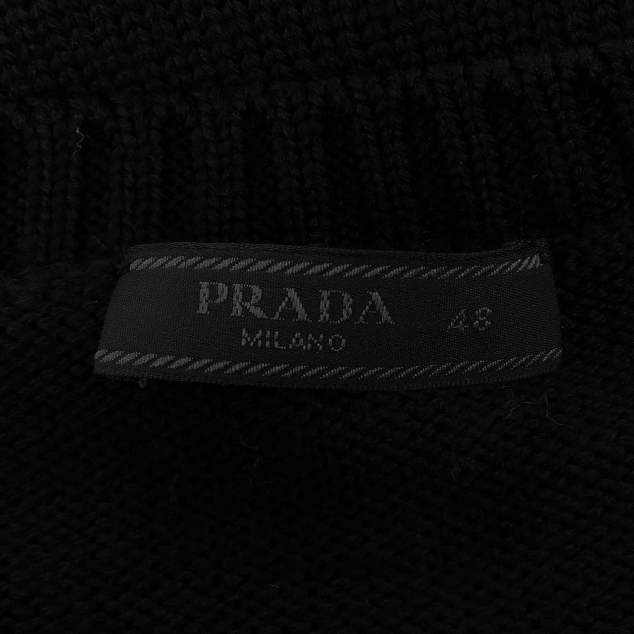 プラダ PRADA トライアングルロゴ UMB049 S202 1W4X ニット
