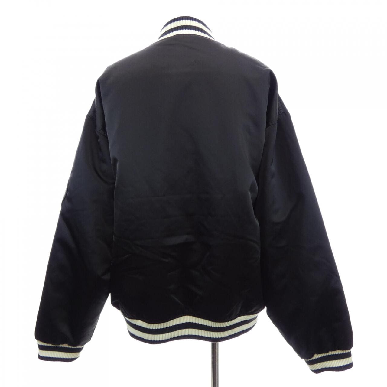 ルイヴィトン LOUIS VUITTON エンブロイダードナイロンベースボールブルゾン HQB71EGPD スタジャン