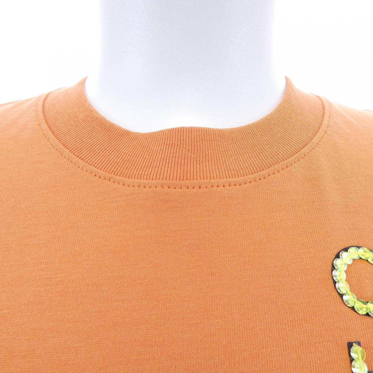 シャネル CHANEL PHARRELL WILLIAMS P61052K46833 Tシャツ