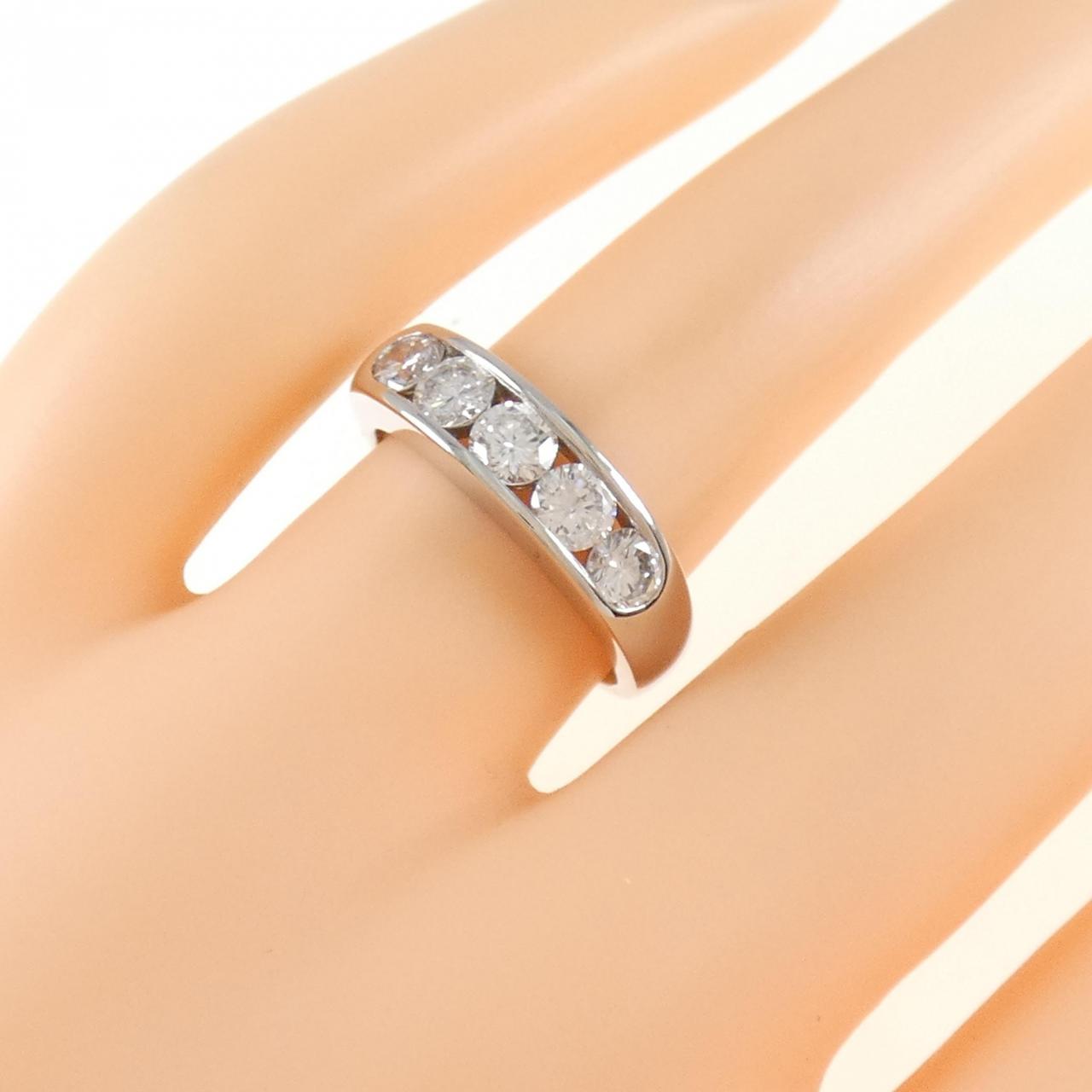 PT900 ダイヤモンド リング 1.00CT