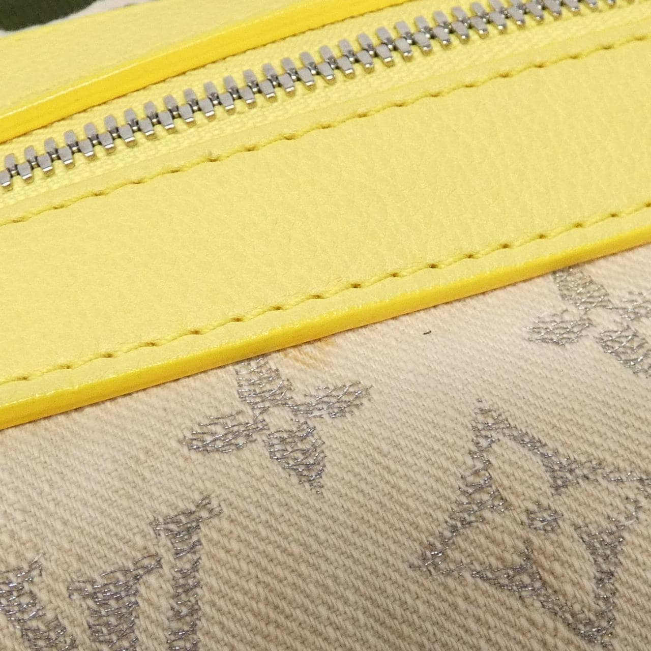 ルイヴィトン ポシェット ラウンド M40707 ショルダーバッグ