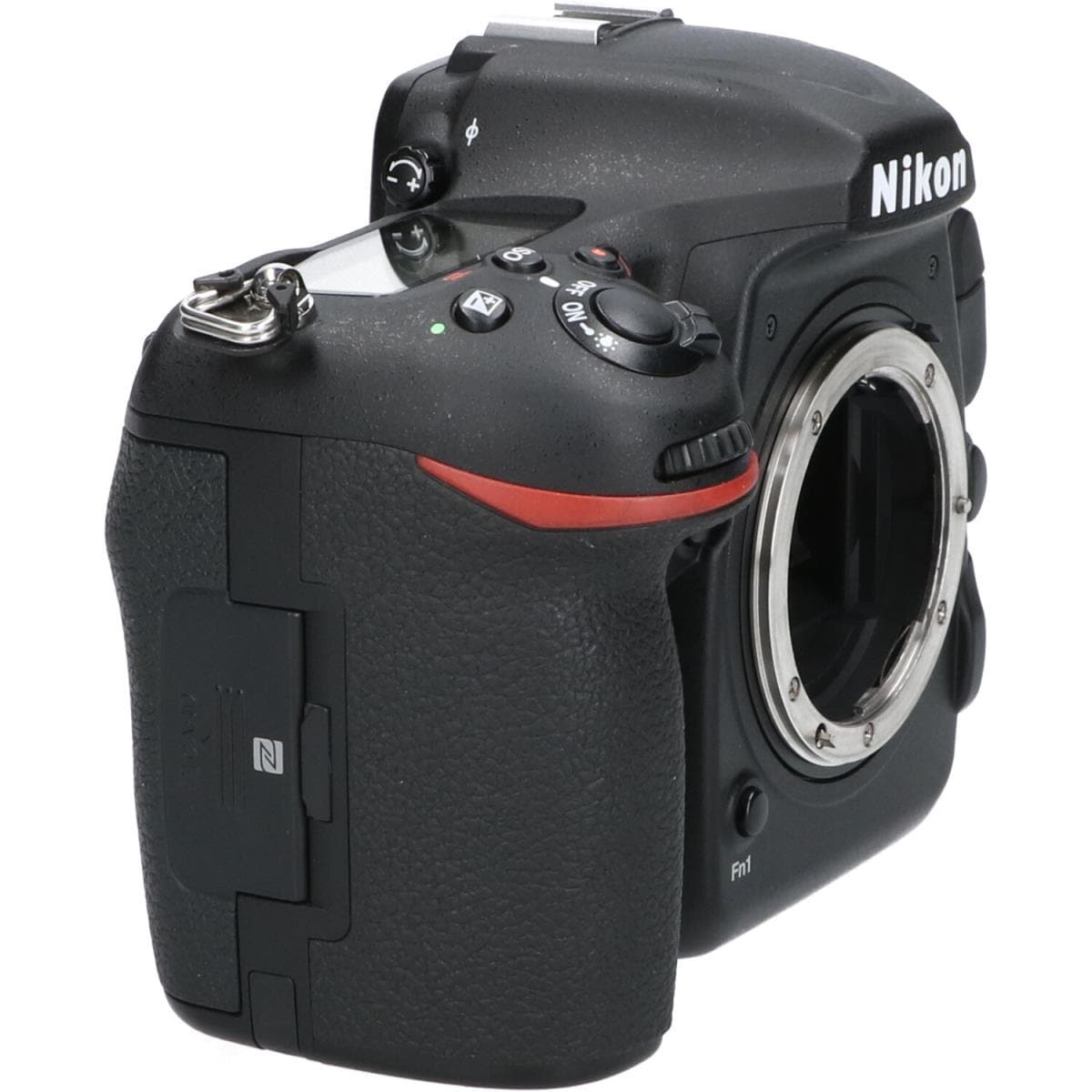 NIKON D500