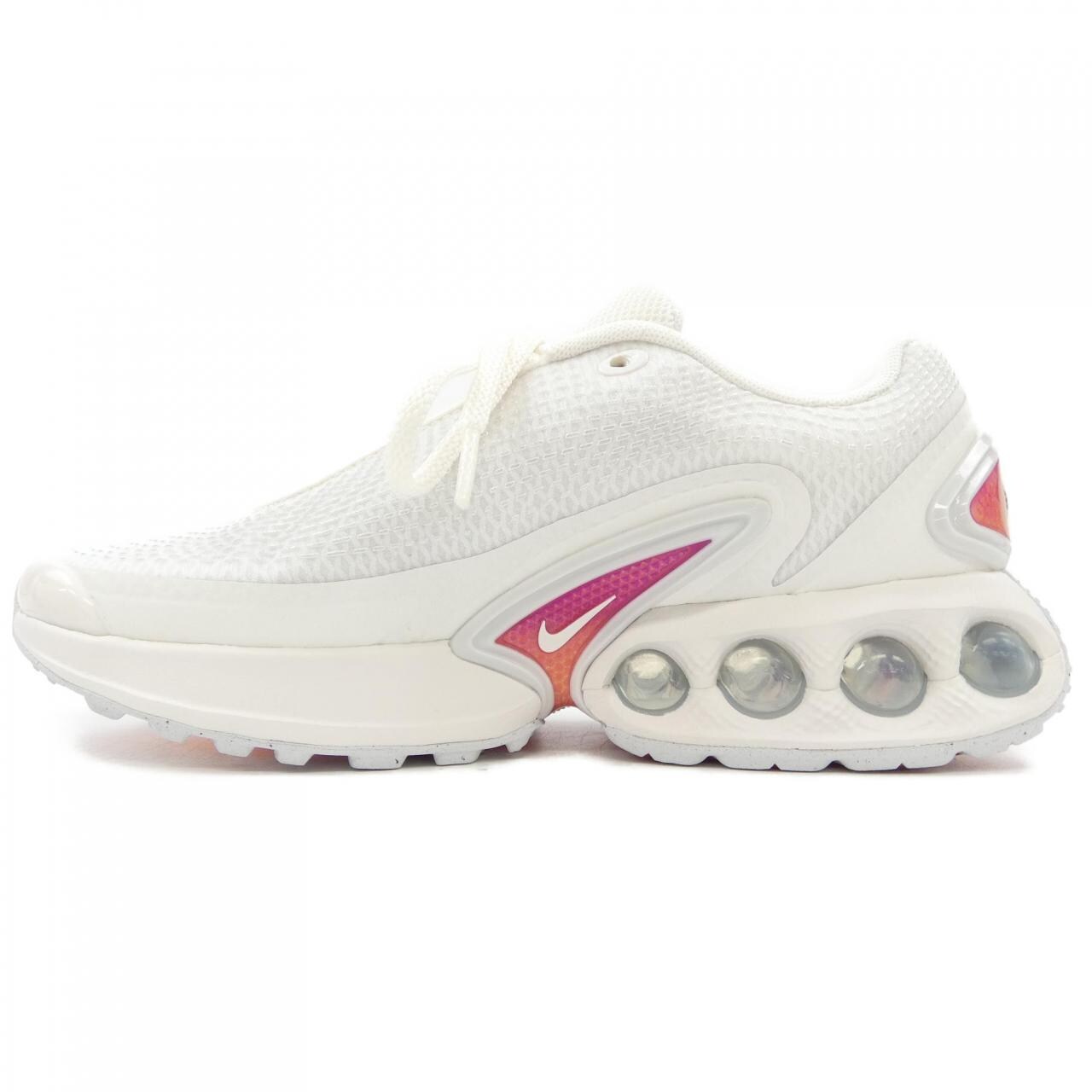 ナイキ NIKE スニーカー