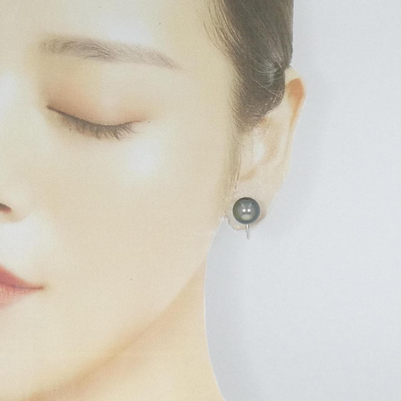 MIKIMOTO black butterfly pearl earrings 10.7mm