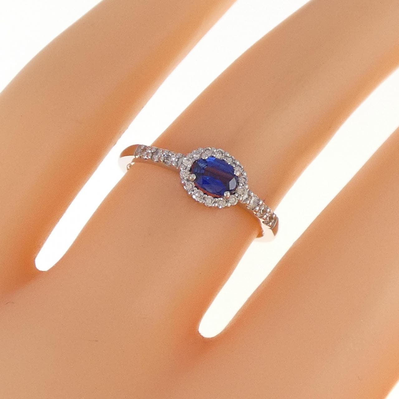 【新品】PT サファイヤ リング 0.28CT