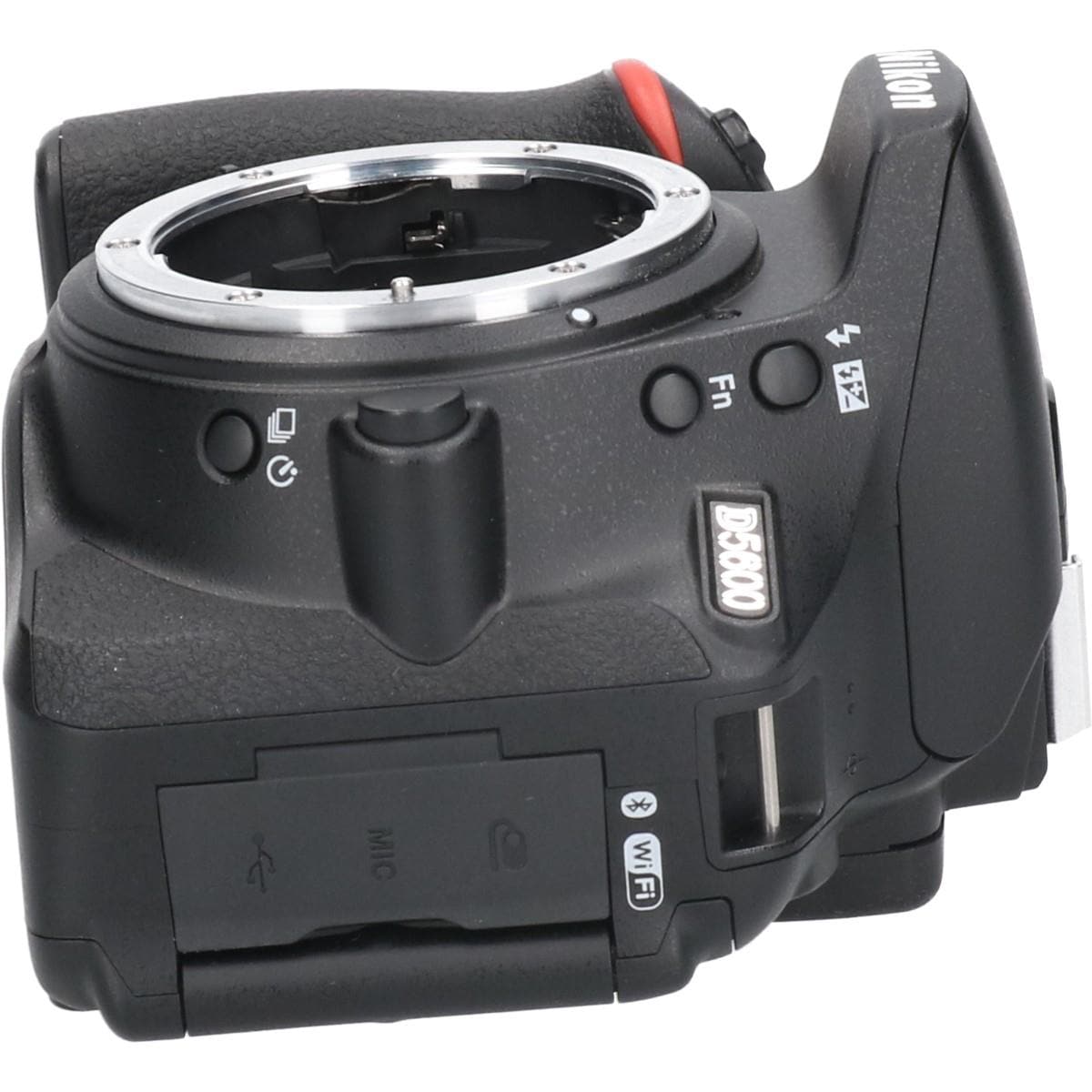 Ｄ５６００