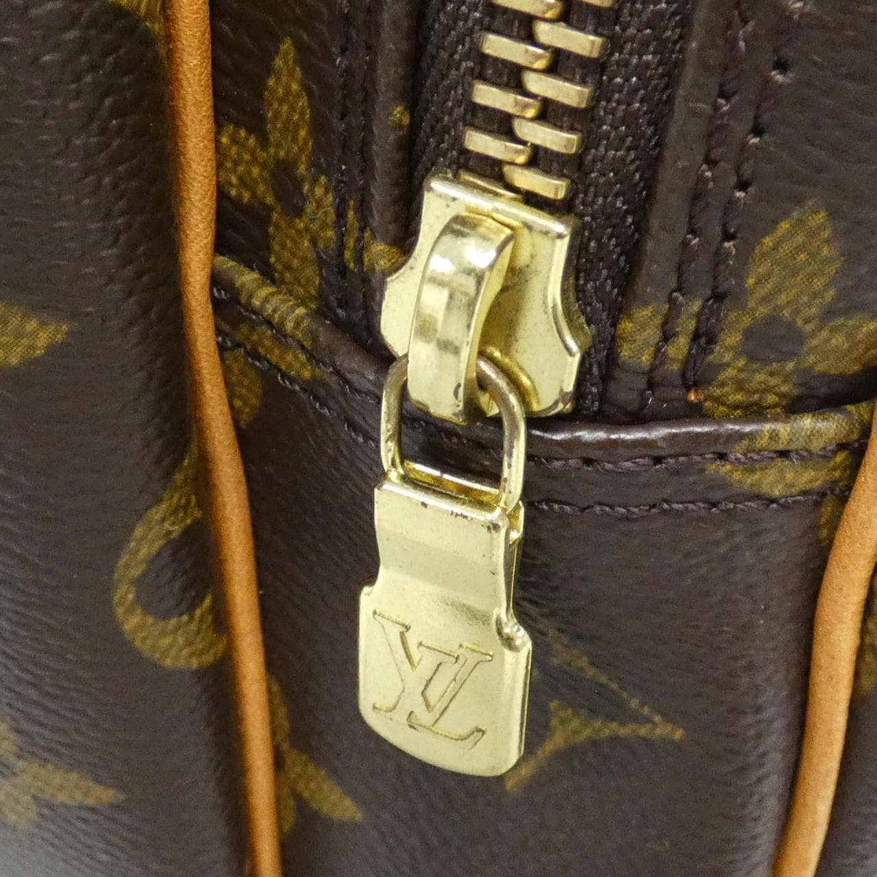 ルイヴィトン モノグラム ナイル M45244 ショルダーバッグ