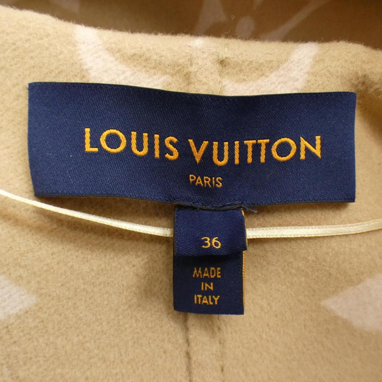 ルイヴィトン LOUIS VUITTON ベルテッドダブルフェイスフーデッドラップコート FMCO05NUV コート