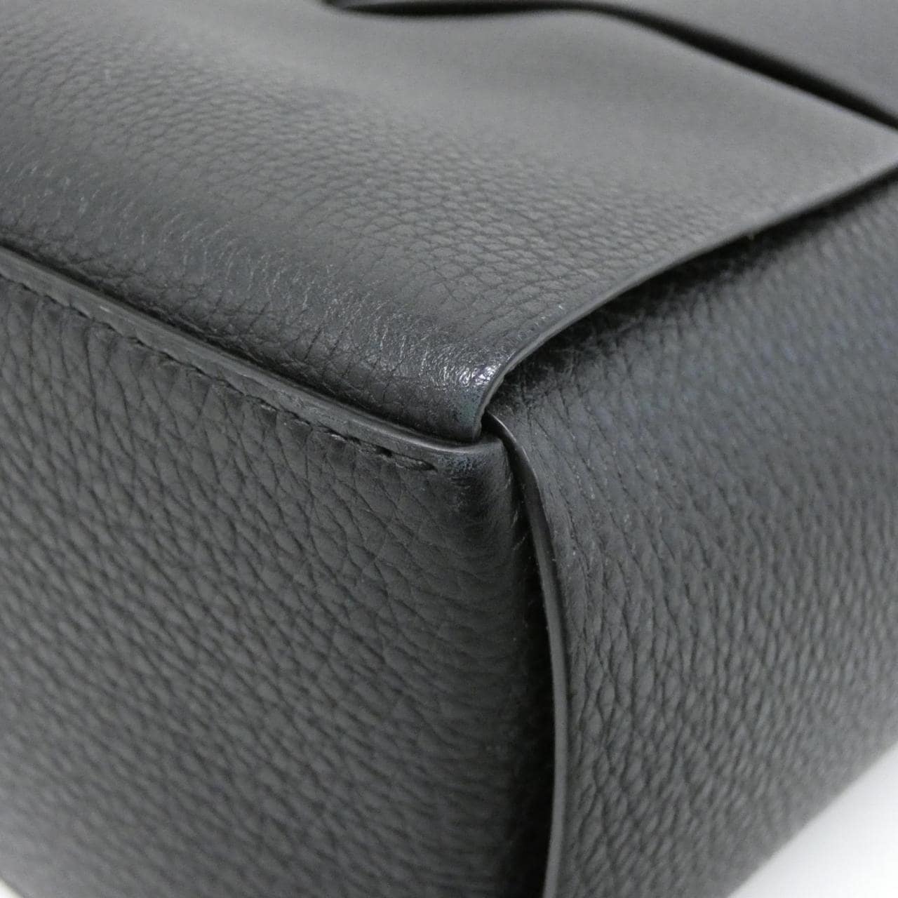 ボッテガヴェネタ 620623 VCP50 バッグ