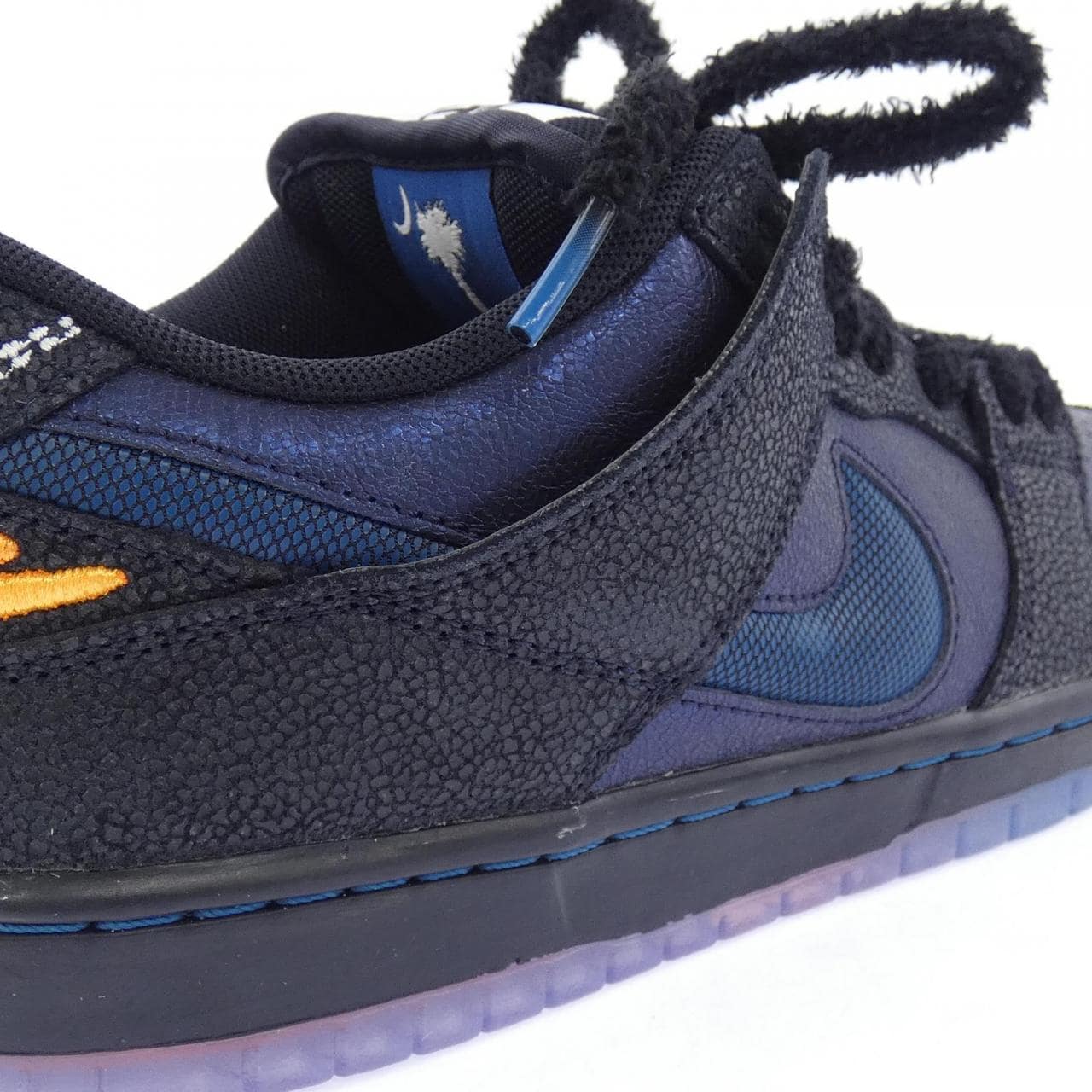 ナイキ NIKE IQ1323-001 スニーカー