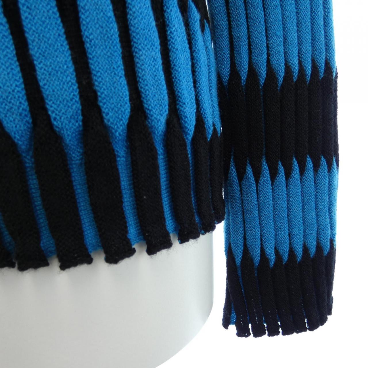 イッセイミヤケ ISSEY MIYAKE ニット