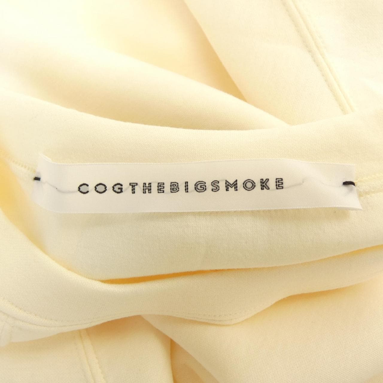 コグザビッグスモーク COGTHEBIGSMOKE スウェット