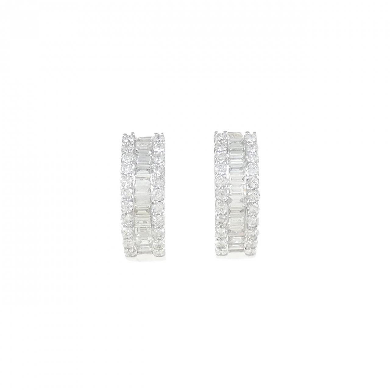 750WG Diamond earrings