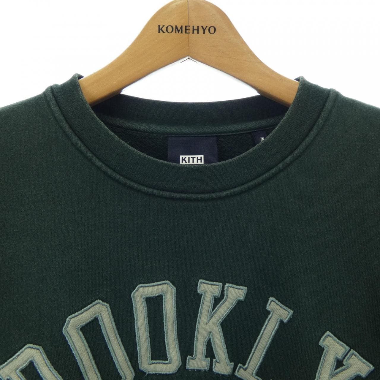 キス KITH KHM030771 Russell At スウェット