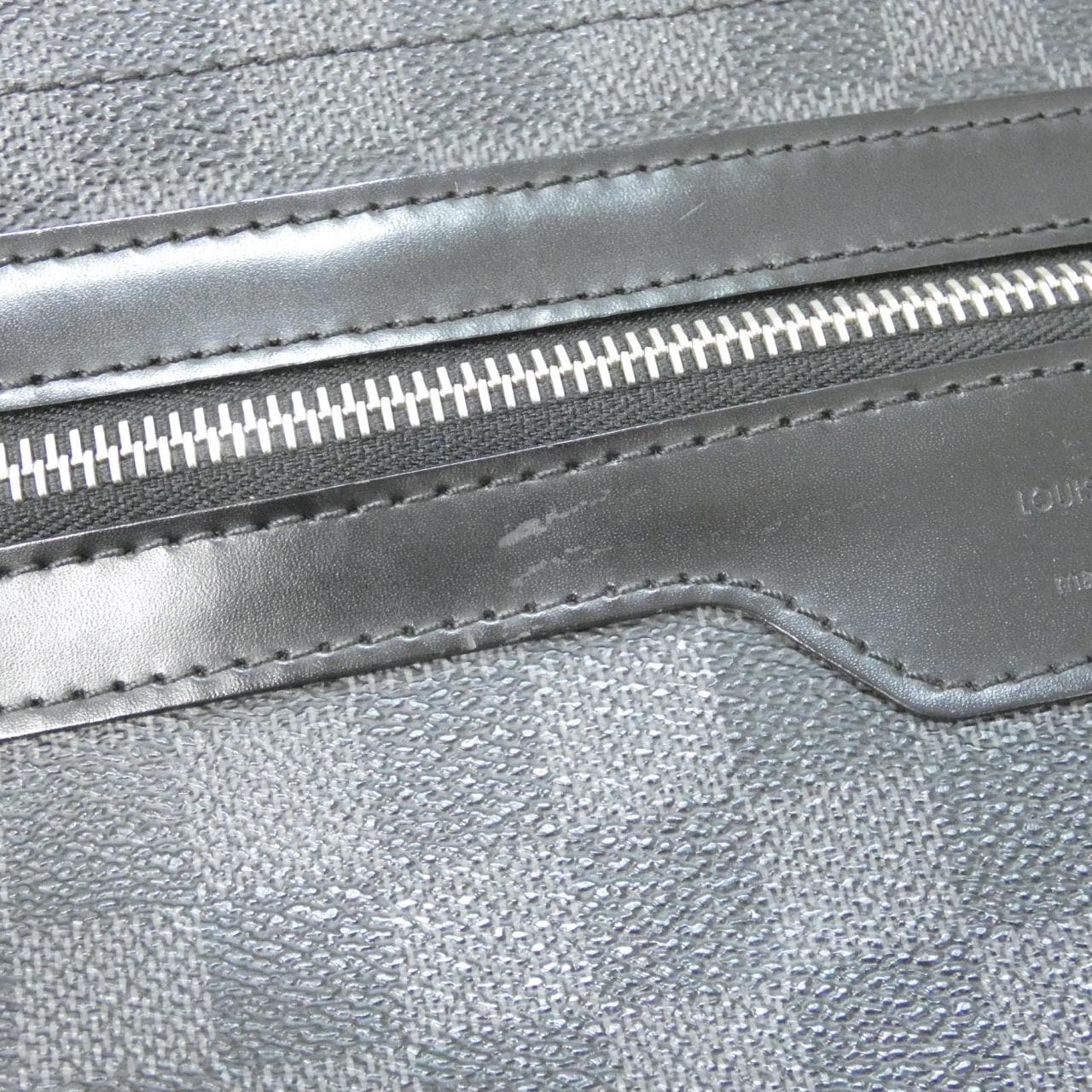 ルイヴィトン ダミエ グラフィット ダニエル MM N58029 ショルダーバッグ