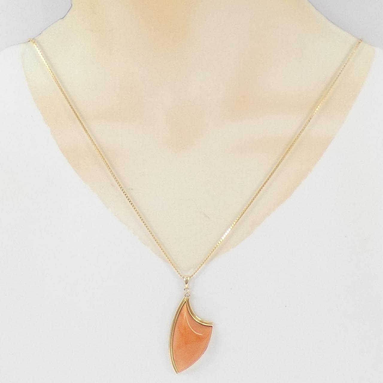 K18YG サンゴ ネックレス