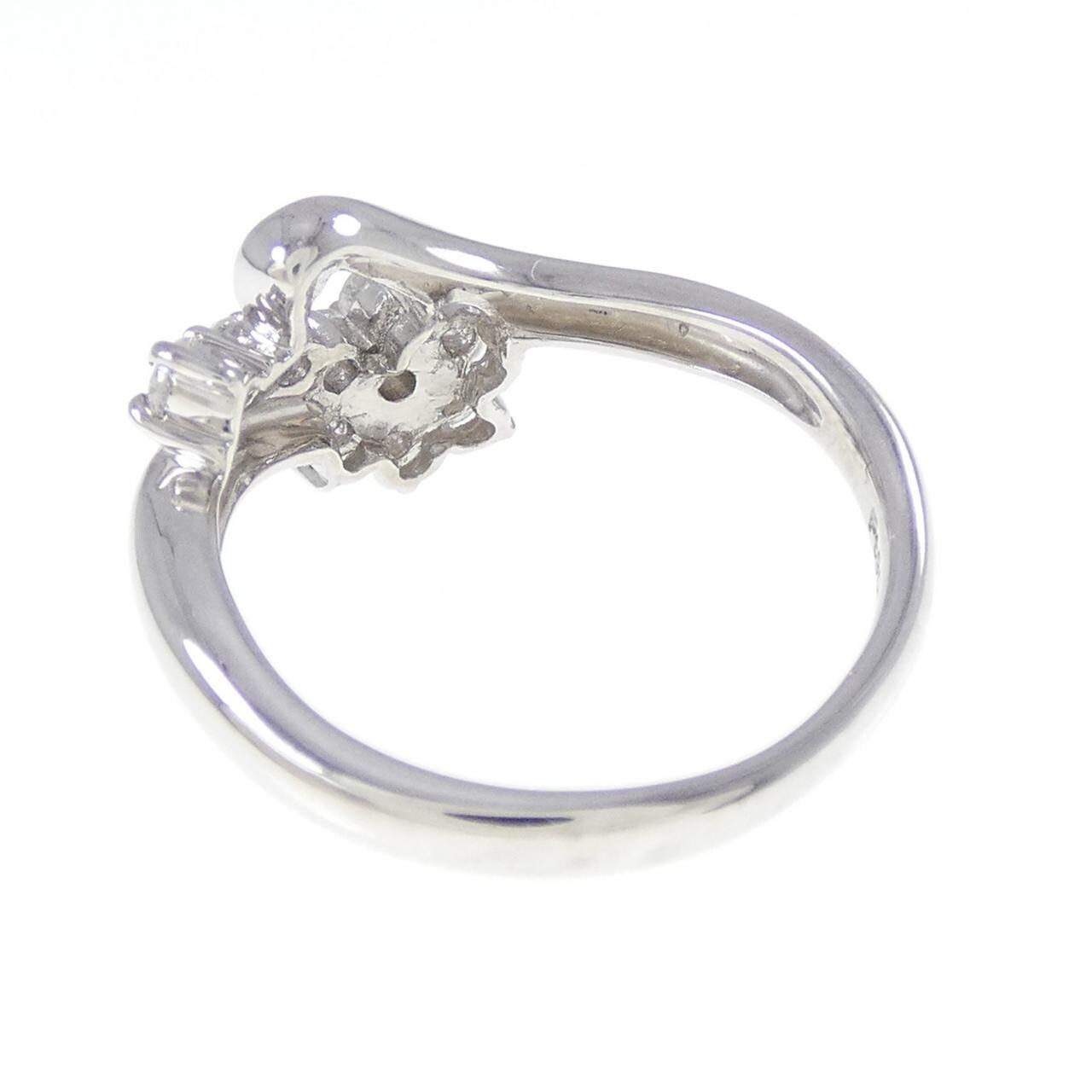 PT900 フラワー ダイヤモンド リング 0.50CT