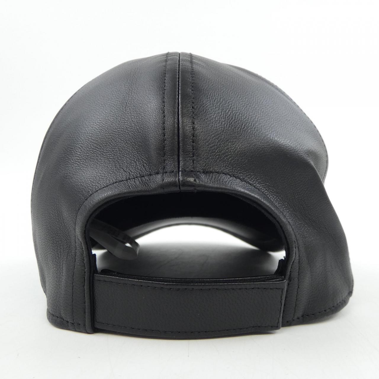 ロジェヴィヴィエ ROGER VIVIER RQWH0202103YDR キャップ