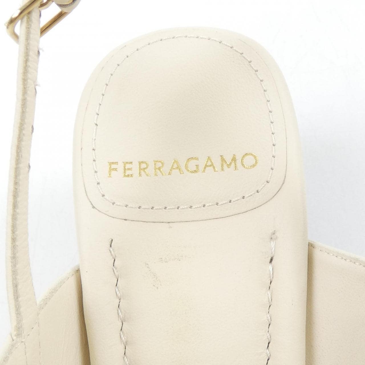 FERRAGAMO涼鞋
