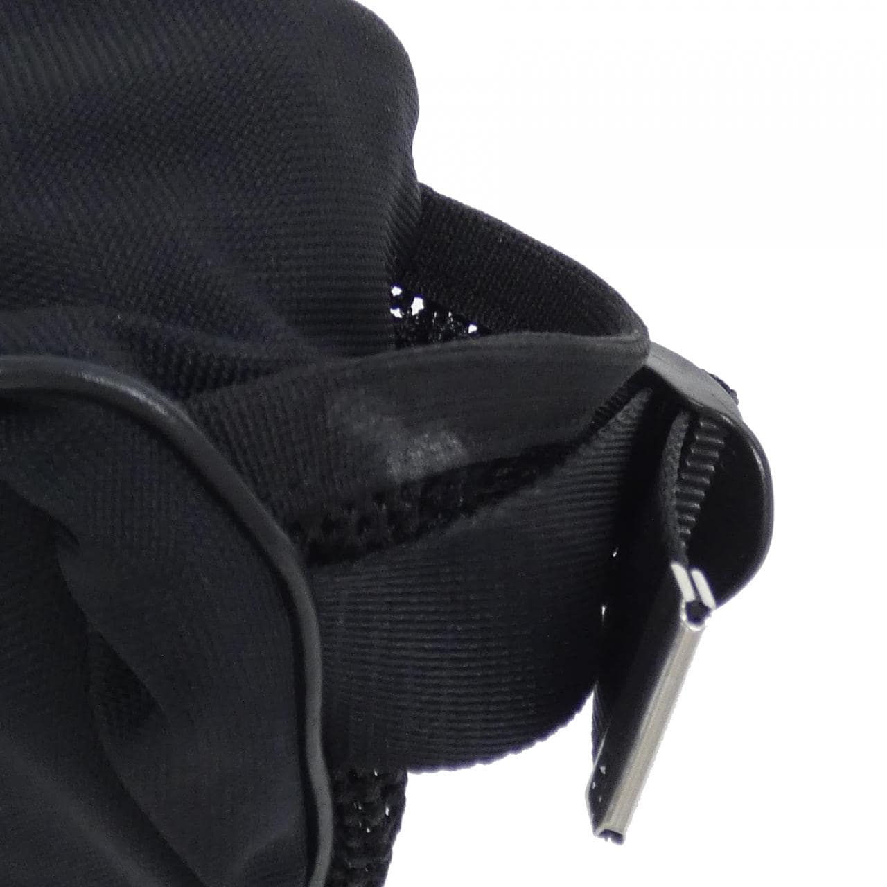 セリーヌ ラージ ジップド ベルト バッグ 198682DMT ショルダーバッグ