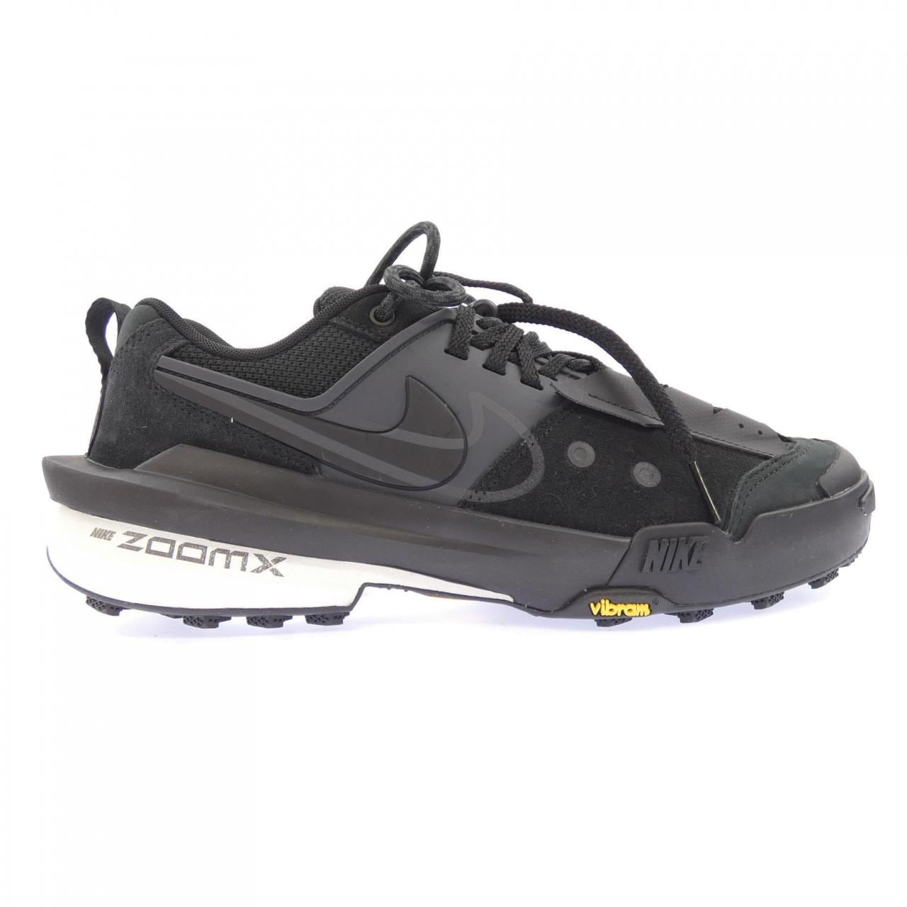 ナイキサカイ NIKE×SACAI HQ8618-001 スニーカー