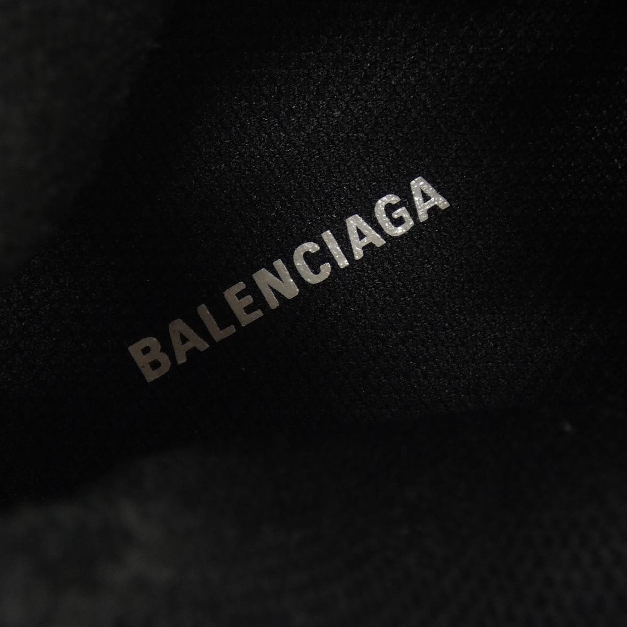 バレンシアガ BALENCIAGA TRIPLE S 524039 スニーカー