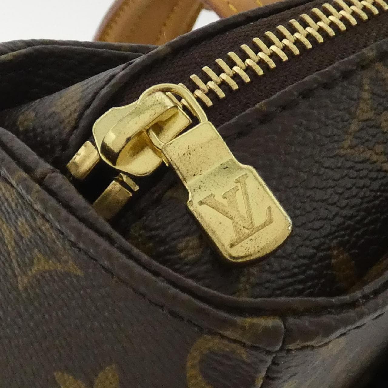 ルイヴィトン モノグラム ミュルティプリ シテ M51162 バッグ