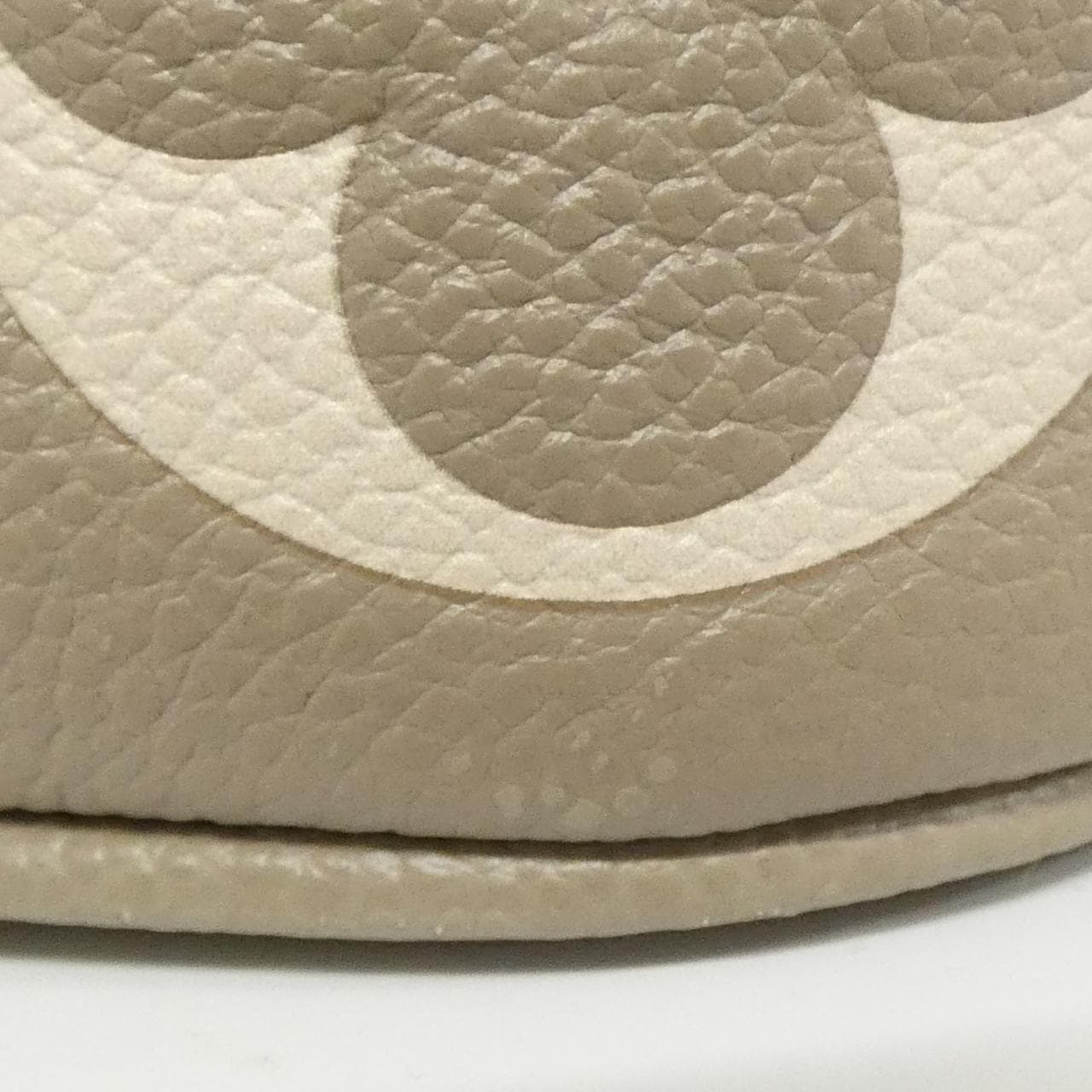 ルイヴィトン バイカラー モノグラム アンプラント ネオ ノエ MM M45555 ショルダーバッグ