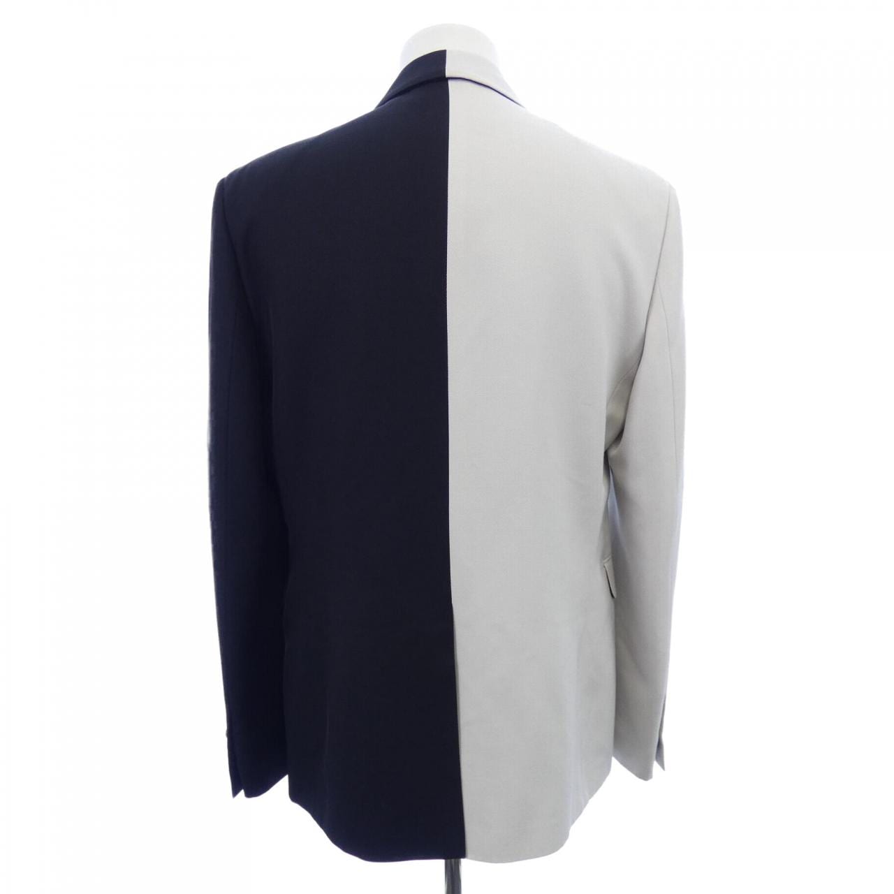 フェンディ FENDI FJ0092 ACBP ジャケット