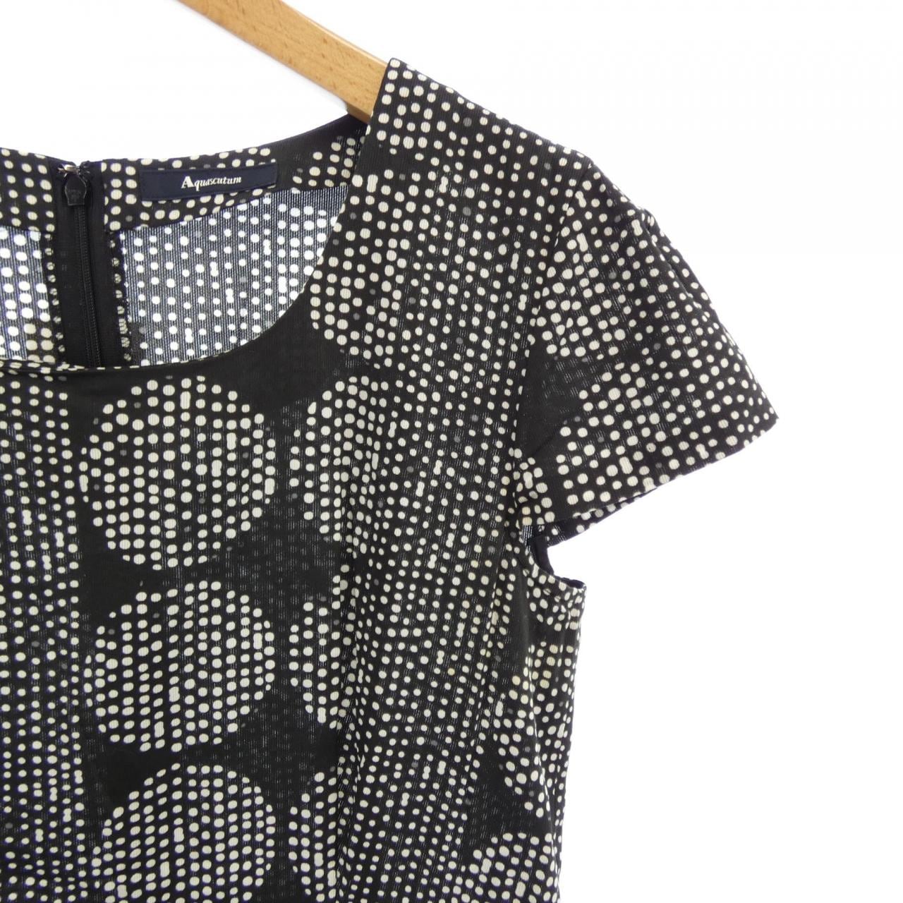 アクアスキュータム Aquascutum ワンピース