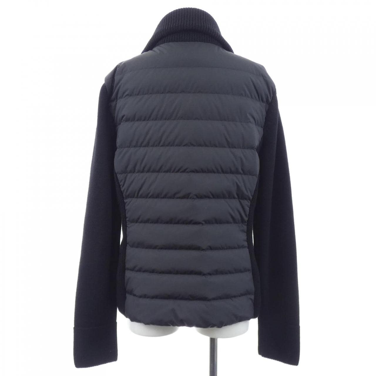 モンクレール MONCLER 20939B00035 ダウンジャケット