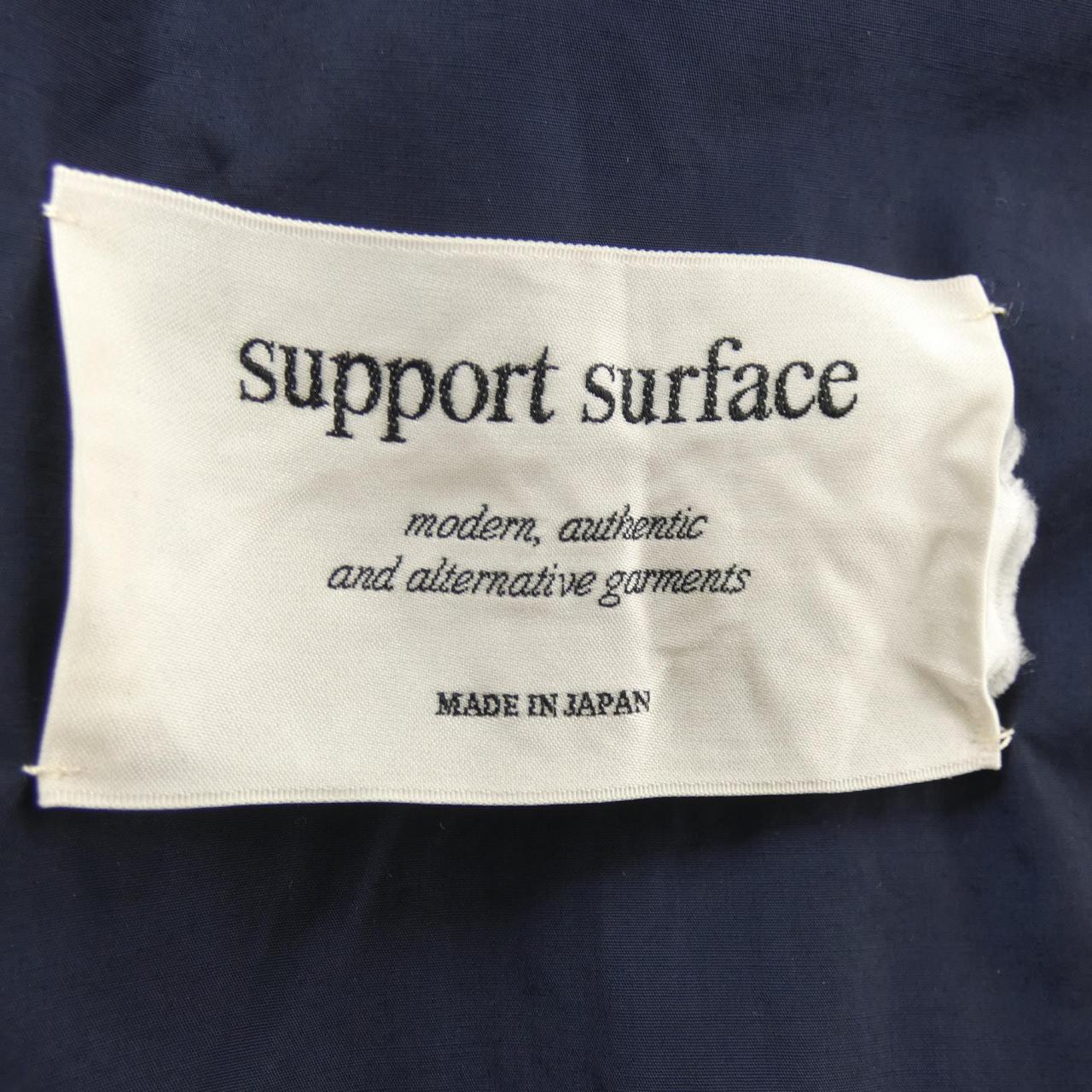 コメ兵｜サポートサーフェス support surface コート｜サポート