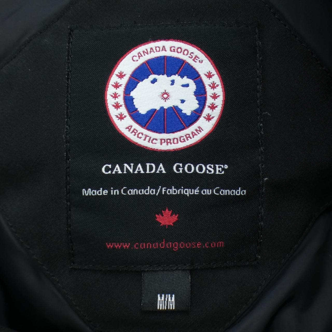 加拿大鵝CANADA GOOSE羽絨服