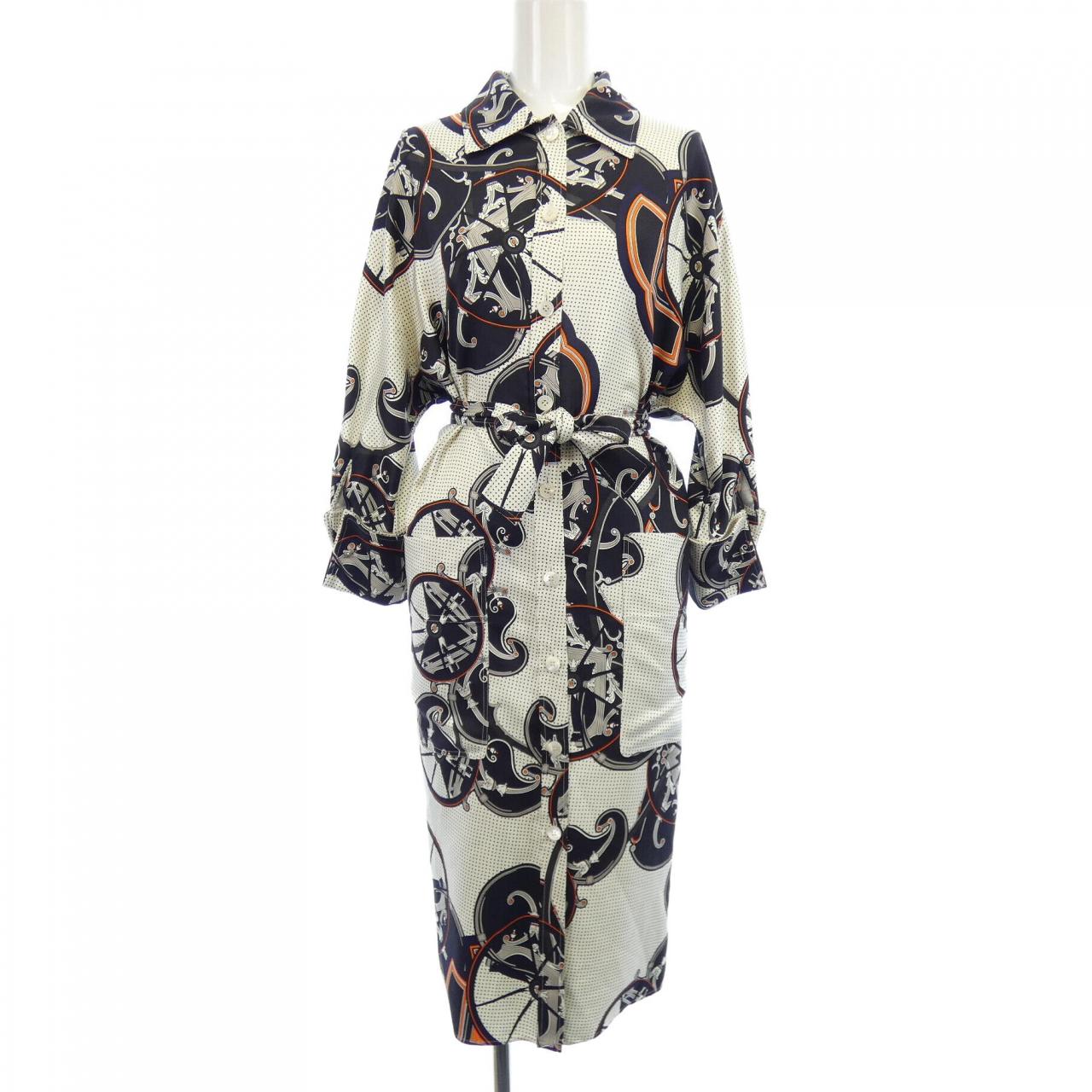 エルメス HERMES WASHINGTONS CARRIAGE *96-7300 ツイルレーヌ. ワンピース