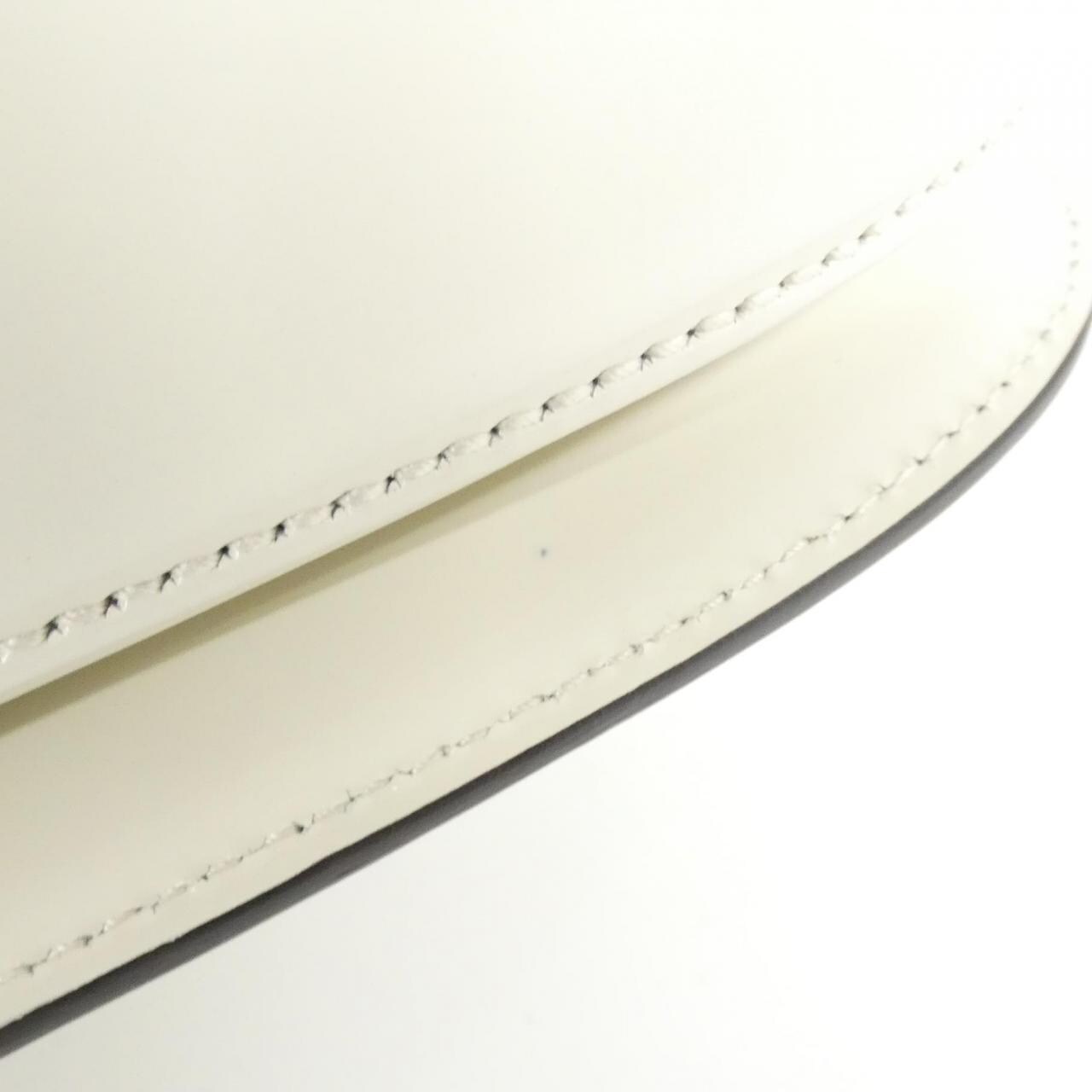 グッチ 499631 0F7AT バッグ