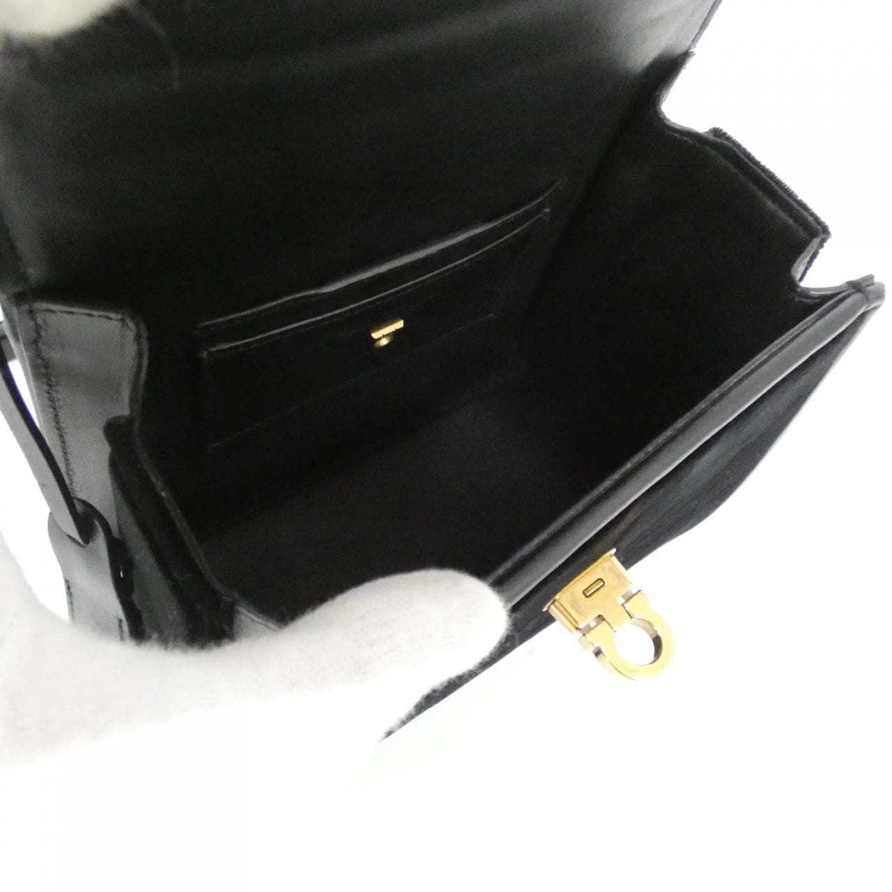 サルヴァトーレフェラガモ 21 0368 バッグ