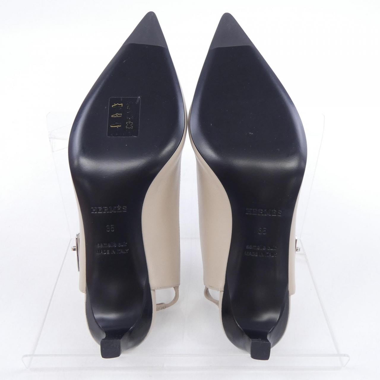 エルメス HERMES ラヴァ-　ケリーバックル 252121Z パンプス