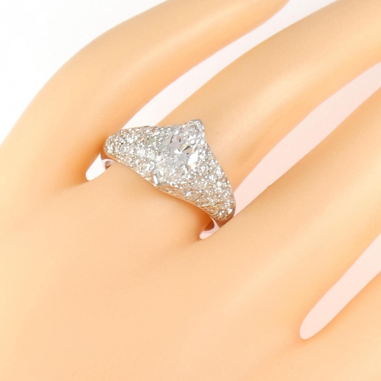 PT900 ダイヤモンド リング 1.082CT D VS2 マーキスカット