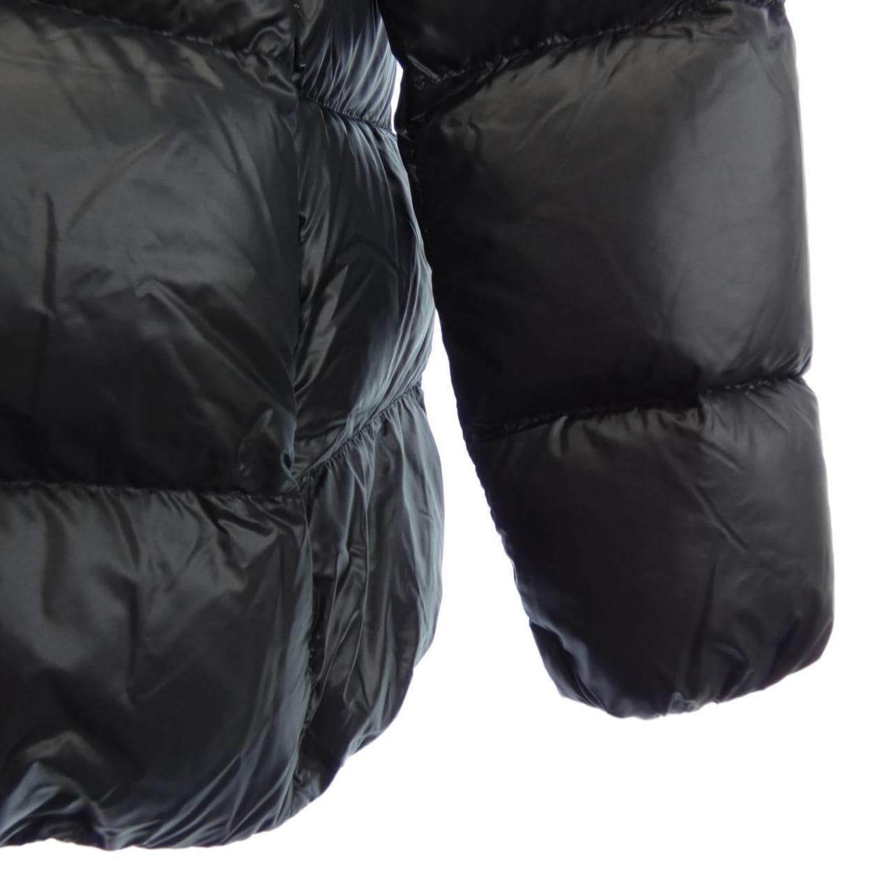 モンクレール MONCLER COCHEVIS ダウンジャケット