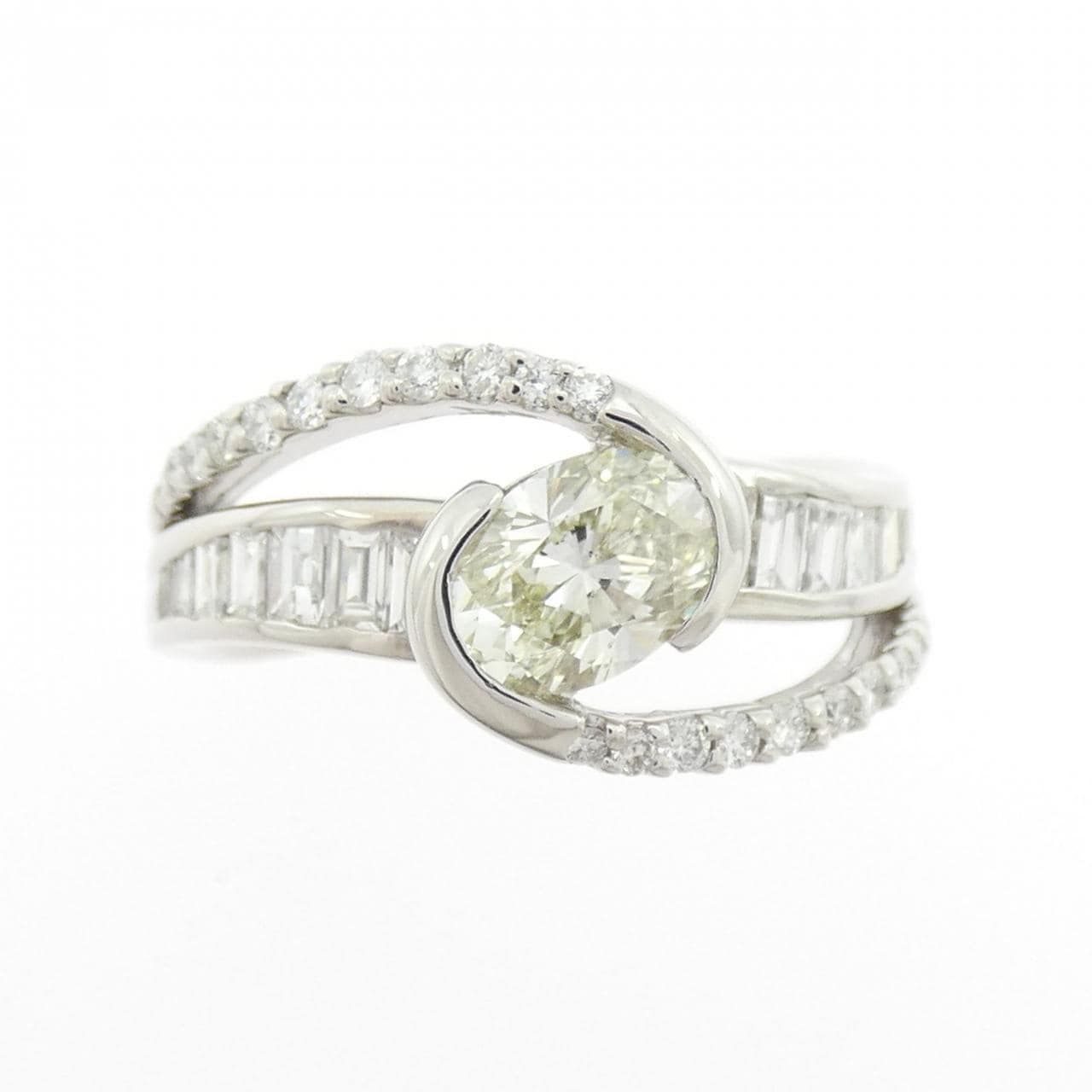 PT900 ダイヤモンド リング 0.882CT