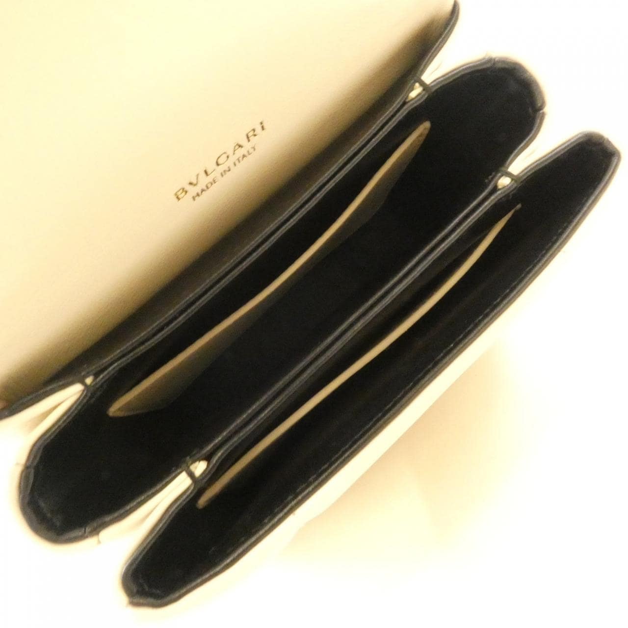 ブルガリ セルペンティ リバース 292128 バッグ