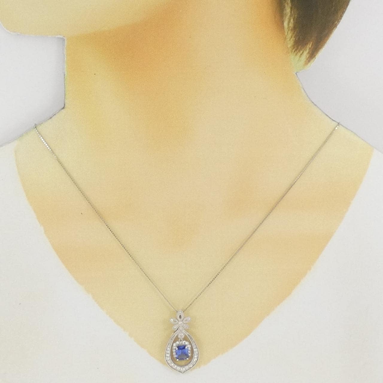 PT950/PT850 フラワー サファイヤ ネックレス 1.480CT