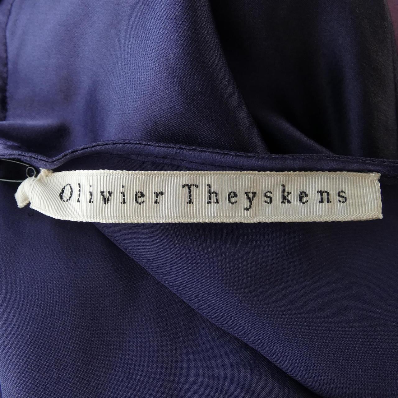 オリヴィエティスケンス Olivier Theyskens ワンピース