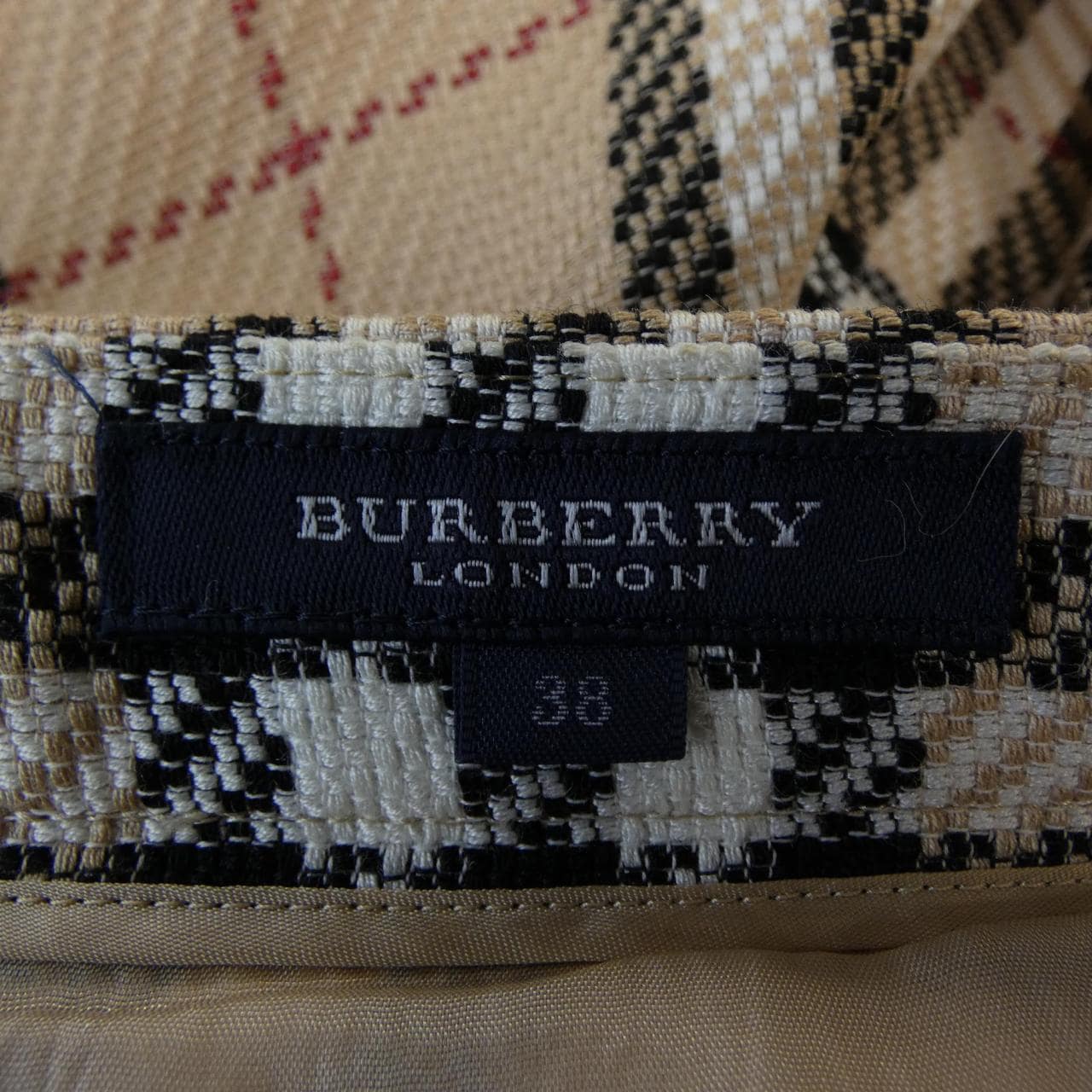 BURBERRY London FXA52-098 Skirt